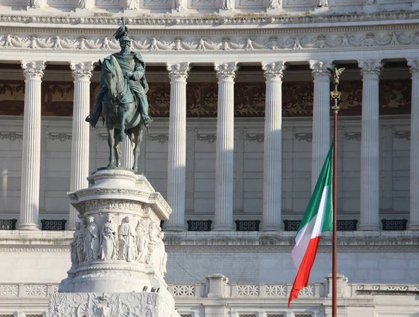 Estátua Equestre Com Rei Itália Victor Emmanuel Monumento Nacional Chamado — Fotografia de Stock