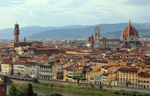 Talya Nın Toskana Bölgesindeki Floransa Şehrinin Muhteşem Manzarası Büyük Duomo — Stok fotoğraf