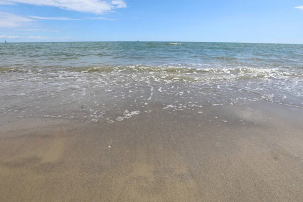 Simple Sea Background Sandy Beach Ideal Use Neutral Background People — Stock Photo, Image