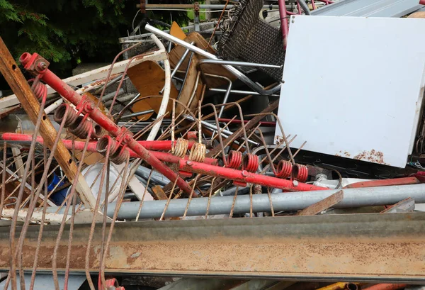 Metallo Materiale Ferroso Nella Grande Discarica Riciclatore Recuperare Gli Oggetti — Foto Stock