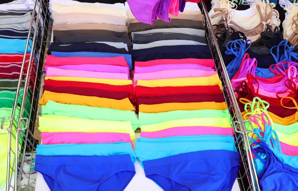 Étals Avec Sous Vêtements Sous Vêtements Couleur Vive Vendre Marché — Photo