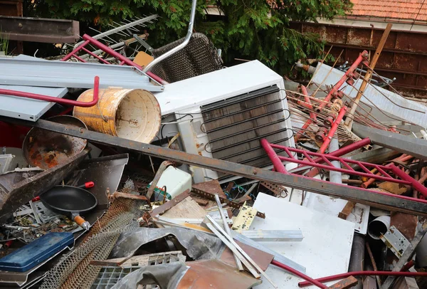 Métaux Matériaux Ferreux Dans Grande Décharge Des Recycleurs Pour Récupérer — Photo