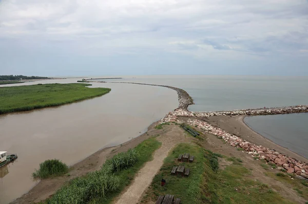 Desembocadura Del Río Adigio Que Fluye Norte Italia Desemboca Mar —  Fotos de Stock