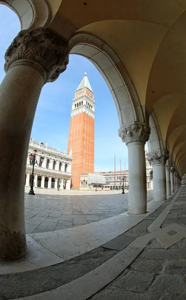 Καλλιτεχνική Φωτογραφία Της Βενετίας Τις Καμάρες Του Παλατιού Των Δόγηδων — Φωτογραφία Αρχείου