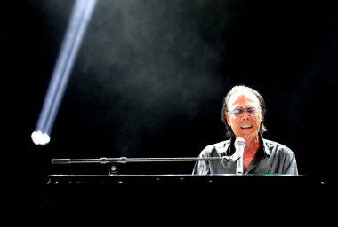 Vicenza, VI, İtalya - 8 Eylül 2021: Vendi ANTONELLO, İtalyan şarkıcı ve müzisyen.