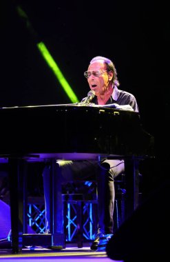 Vicenza, VI, İtalya - 8 Eylül 2021: Vendi ANTONELLO, İtalyan şarkıcı ve müzisyen.