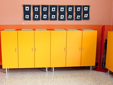 çocuk dolap soyunma odası, Bebek odası