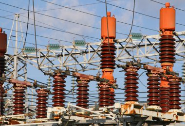 Santral elektrik üretmek için elektrik sistemi