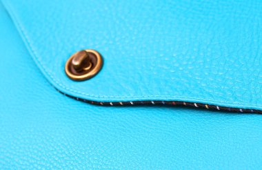 metal kapatma ile deri çanta