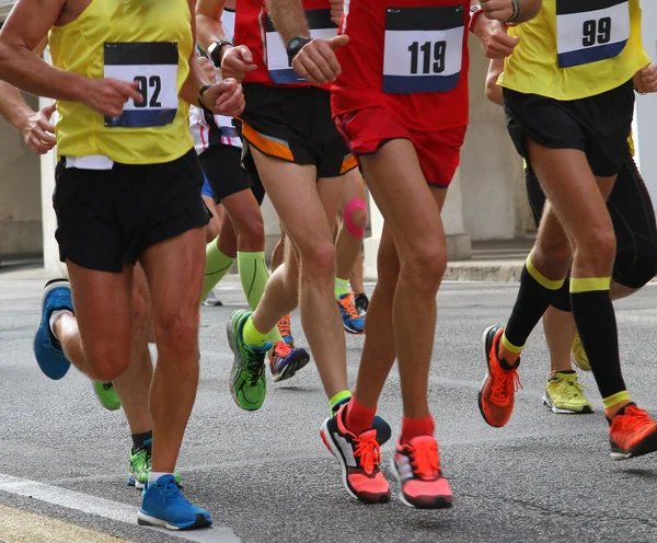 Sportolók a maraton alatt — Stock Fotó