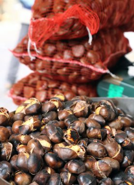 yerel pazar Stall satışa kızarmış kestane