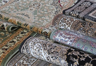 Doğu halı kilim dükkanında Satılık