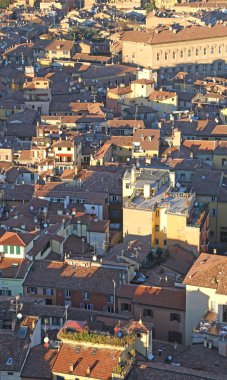Bologna şehrinin fantastik panoramik manzarası