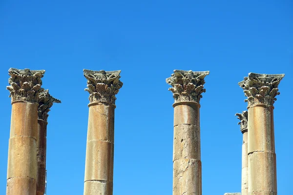 Kuil Roma di kota Jerash — Stok Foto
