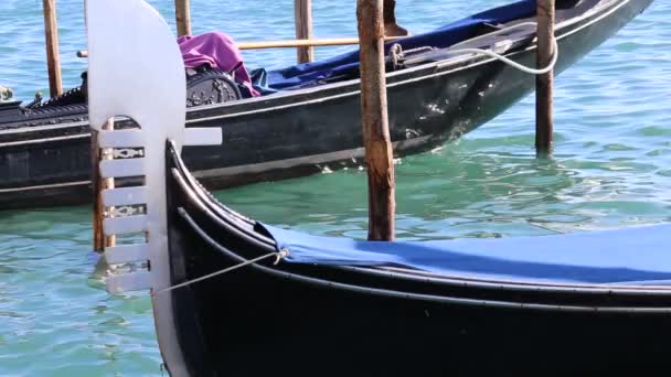 Gondola in venice — Stock Video
