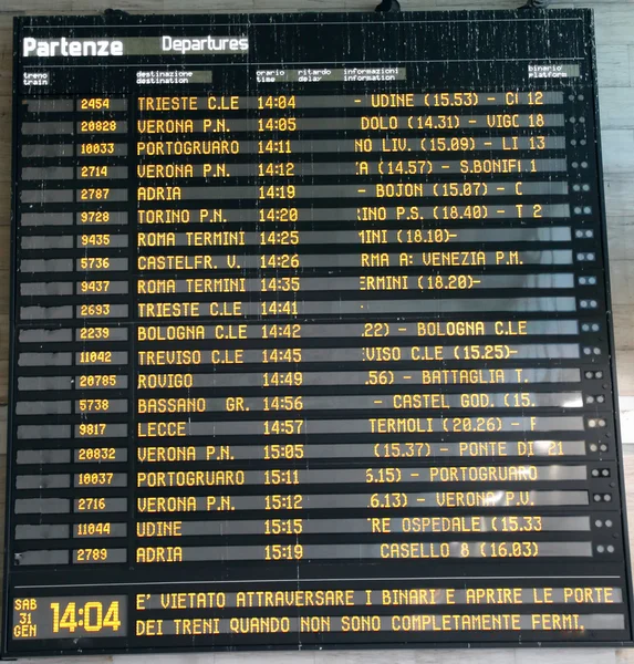 Train schedule Board at a station in Italy — Stock Photo, Image