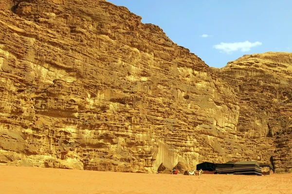 Camp and tent  in the desert of Jordan — Stock Photo, Image