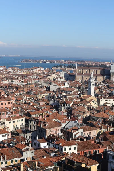 Výhled na Benátky od zvonici svatého Marka — Stock fotografie