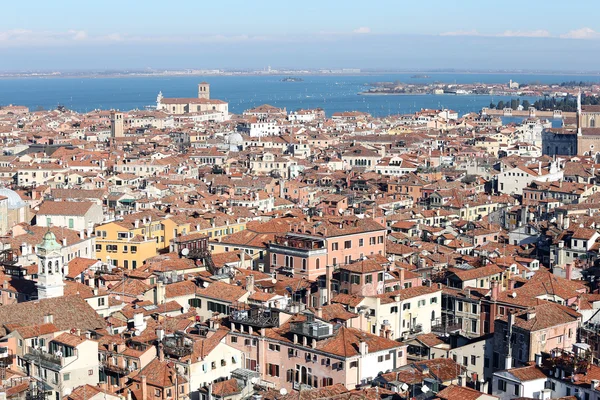 Венеция видна с колокольни святого Марка — стоковое фото