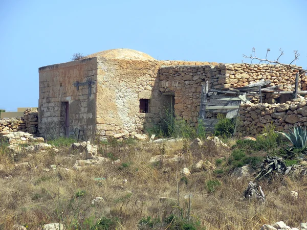 Köylü Lampedusa İtalya taş evler — Stok fotoğraf