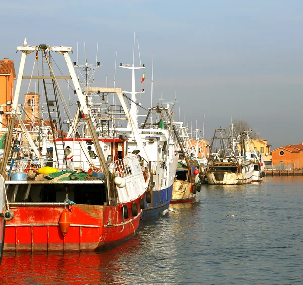 Red fishing vessel in the Mediterranean Sea — Stock Photo, Image