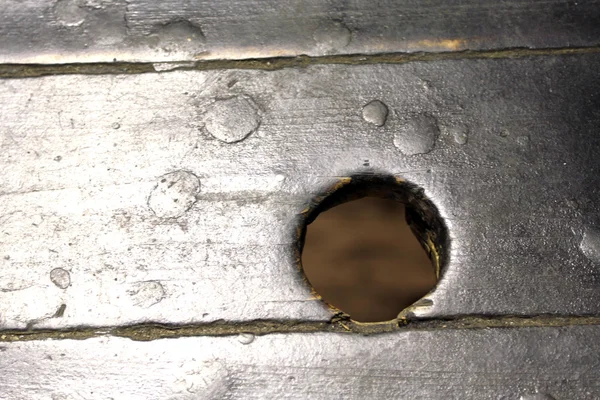 Wood Board with a circular hole in the Middle — Stock Photo, Image