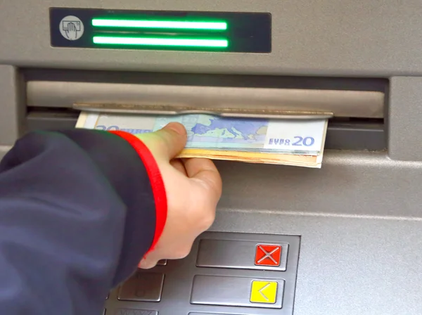 Peníze z Atm peněžních automatů — Stock fotografie