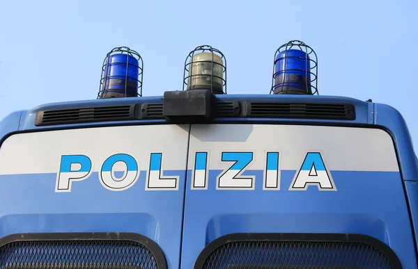 Camião de recolha da polícia italiana com o grande escrito — Fotografia de Stock