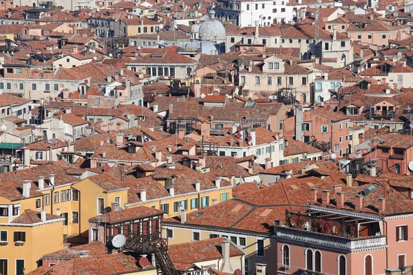 Venice, Italy, red-tile roofs and many houses — Stock Photo, Image