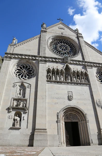 Cattedrale di GEMONA nel nord Italia ricostruita dopo il terremoto — Foto Stock