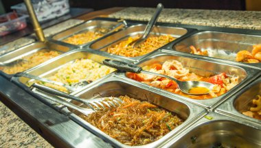 Gıda ve Çin restoranında spagetti