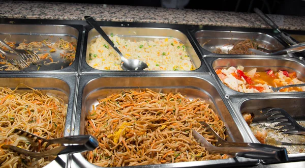 Buffet of spaghetti and rice in the Chinese restaurant — Stock Photo, Image