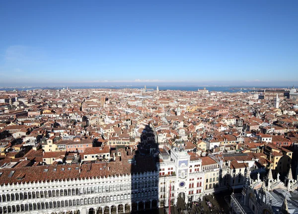 St Mark's Square and the Procuratie from bell tower — Stock Photo, Image