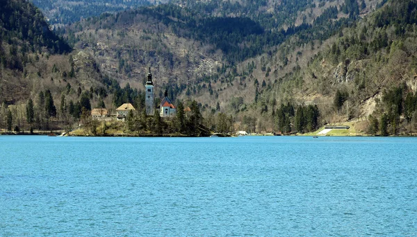 Стародавні церкви на острові озера Блед в Словенії — стокове фото