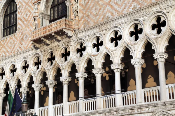 Dettaglio architettonico di Palazzo Ducale a Venezia — Foto Stock