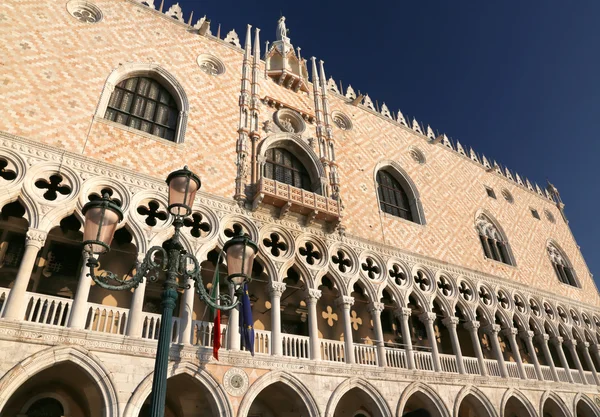 Arquitectura do Palácio Doge em Veneza Itália — Fotografia de Stock