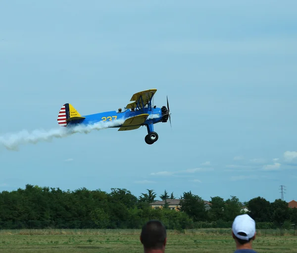 Thiene, Vicenza - Itália. 26 Julho, 2015: importante show aéreo cal — Fotografia de Stock