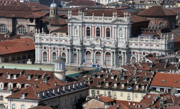 Flygfoto från toppen av staden Turin med den historiska — Stockfoto