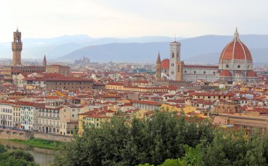 Kubbe ve arno Nehri ile İtalya Floransa