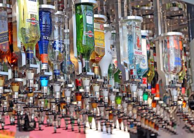 Milan, İtalya - 8 Eylül, 2015. Expo Milano 2015. Şişe