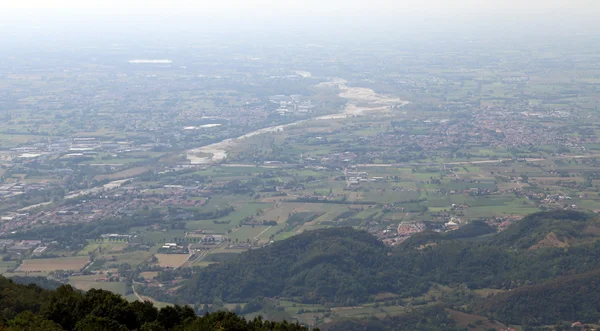 Panorama de la ciudad de Bassano del Grappa —  Fotos de Stock