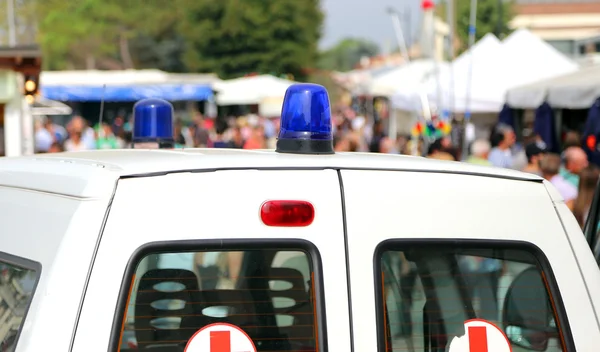 Sirena de ambulancias durante el evento deportivo — Foto de Stock