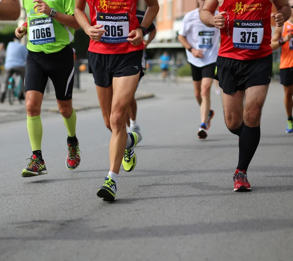 Vicenza, Itália. 20 Setembro 2015. Maratona corredores na estrada — Fotografia de Stock