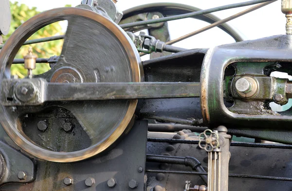 Engranajes de una vieja locomotora de vapor — Foto de Stock