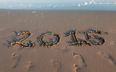kum deniz dalgaları ile 2015 yılı yazıt