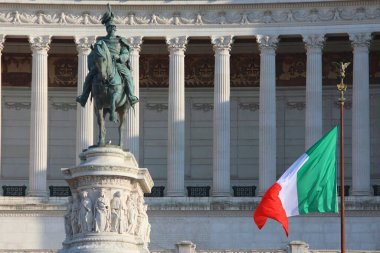 Falg ve Palace 'ın adı altare della patria Roma başkenti İtalya ve bayrak