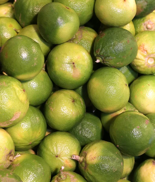 Bergamia citrus eller grön bergamott för försäljning till byn — Stockfoto