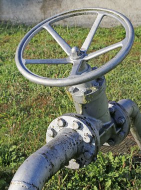 yakıt veya gaz kapatmak için açma-kapama vanası