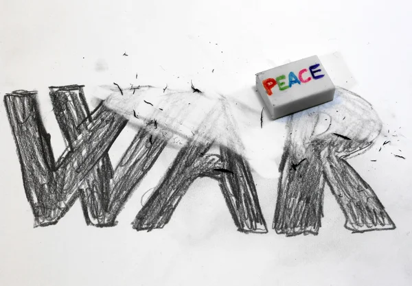 Гумки з письмового миру видаляє письмового війни — стокове фото