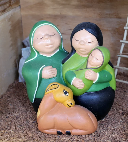 Nativity scene in Latin America with baby Jesus and the holy fam — Stock Photo, Image